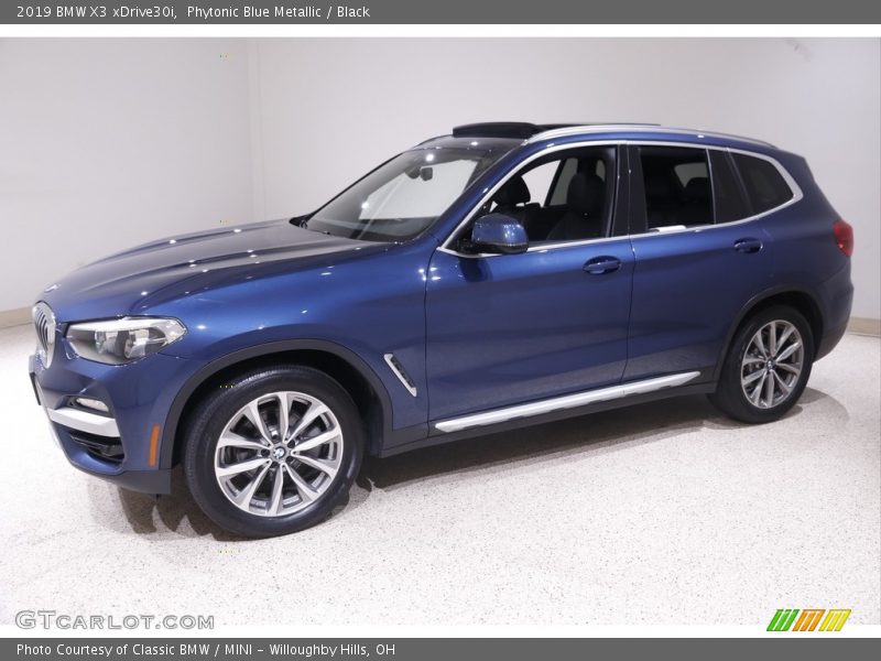 Phytonic Blue Metallic / Black 2019 BMW X3 xDrive30i