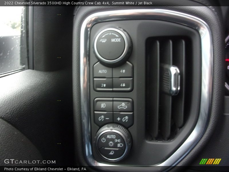 Summit White / Jet Black 2022 Chevrolet Silverado 3500HD High Country Crew Cab 4x4