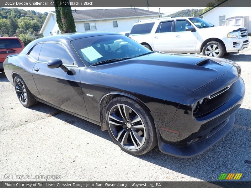 Pitch Black / Black 2019 Dodge Challenger R/T