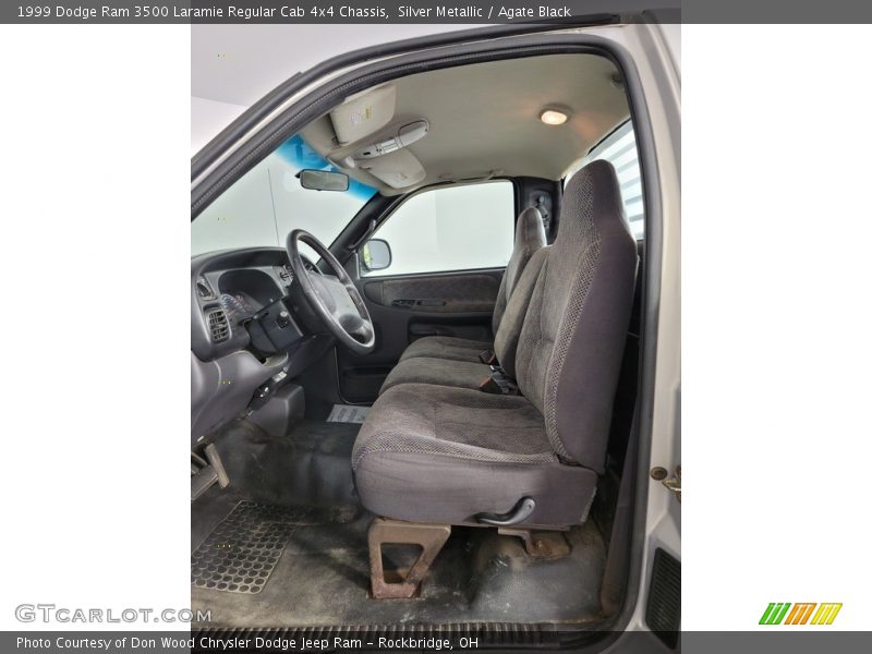 Silver Metallic / Agate Black 1999 Dodge Ram 3500 Laramie Regular Cab 4x4 Chassis
