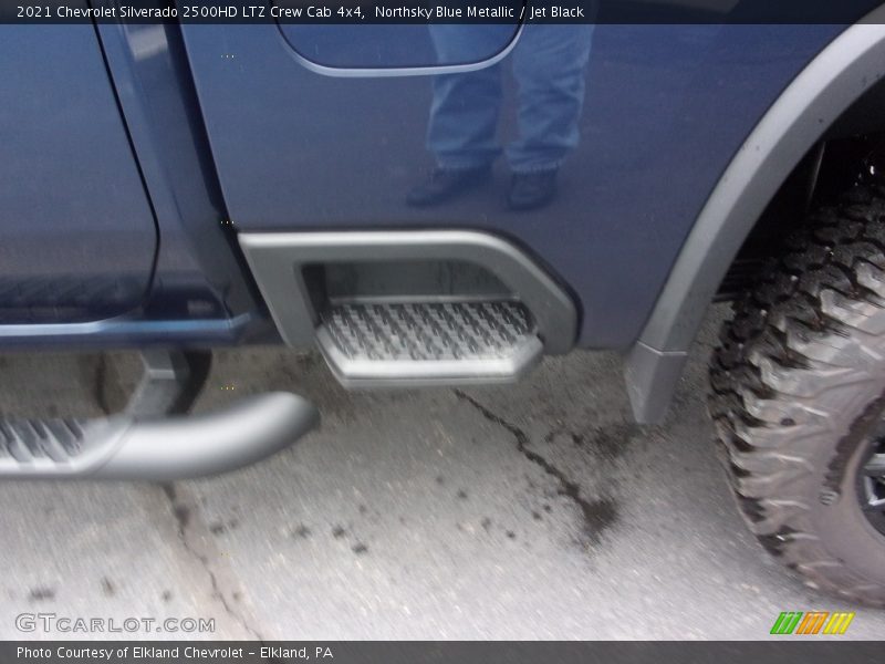 Northsky Blue Metallic / Jet Black 2021 Chevrolet Silverado 2500HD LTZ Crew Cab 4x4
