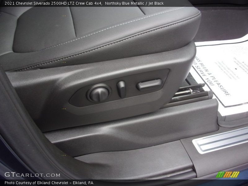 Northsky Blue Metallic / Jet Black 2021 Chevrolet Silverado 2500HD LTZ Crew Cab 4x4