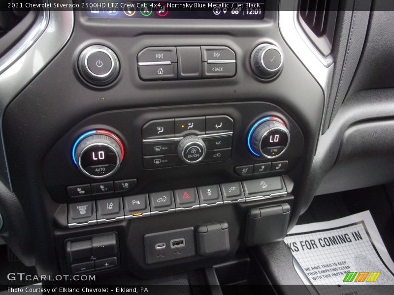 Northsky Blue Metallic / Jet Black 2021 Chevrolet Silverado 2500HD LTZ Crew Cab 4x4