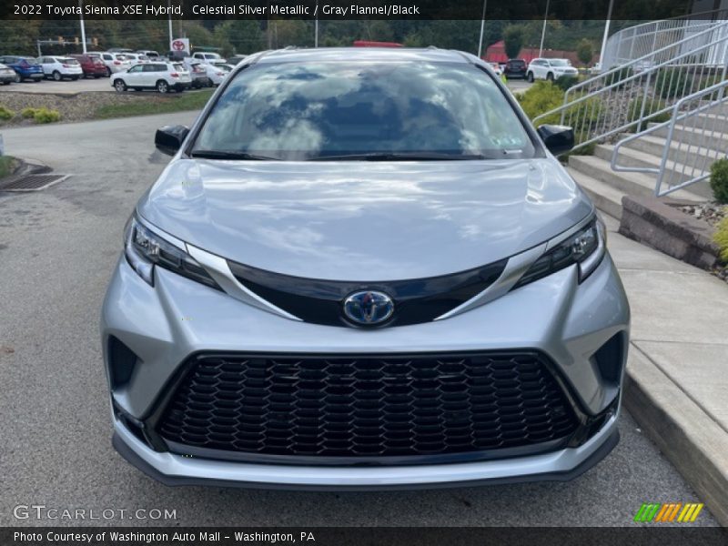 Celestial Silver Metallic / Gray Flannel/Black 2022 Toyota Sienna XSE Hybrid
