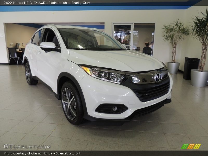 Platinum White Pearl / Gray 2022 Honda HR-V EX AWD