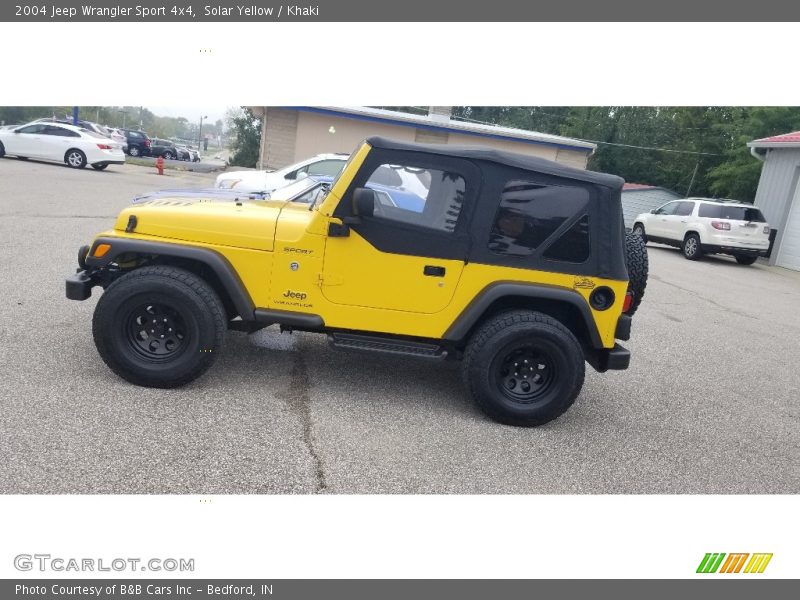Solar Yellow / Khaki 2004 Jeep Wrangler Sport 4x4
