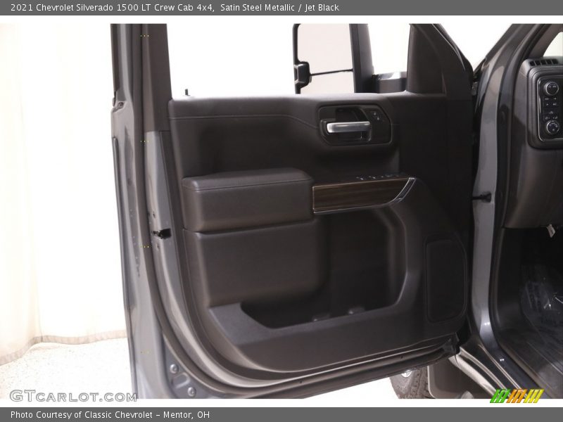 Satin Steel Metallic / Jet Black 2021 Chevrolet Silverado 1500 LT Crew Cab 4x4