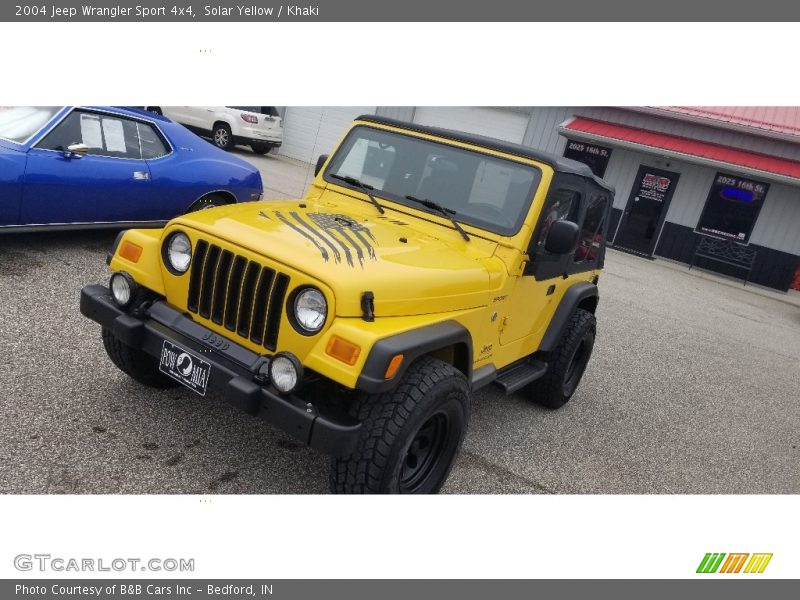 Solar Yellow / Khaki 2004 Jeep Wrangler Sport 4x4