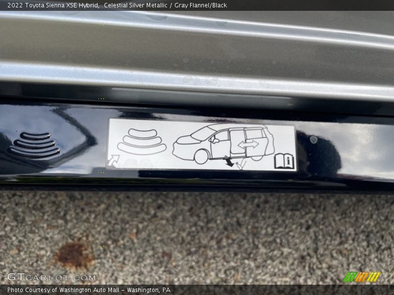 Celestial Silver Metallic / Gray Flannel/Black 2022 Toyota Sienna XSE Hybrid
