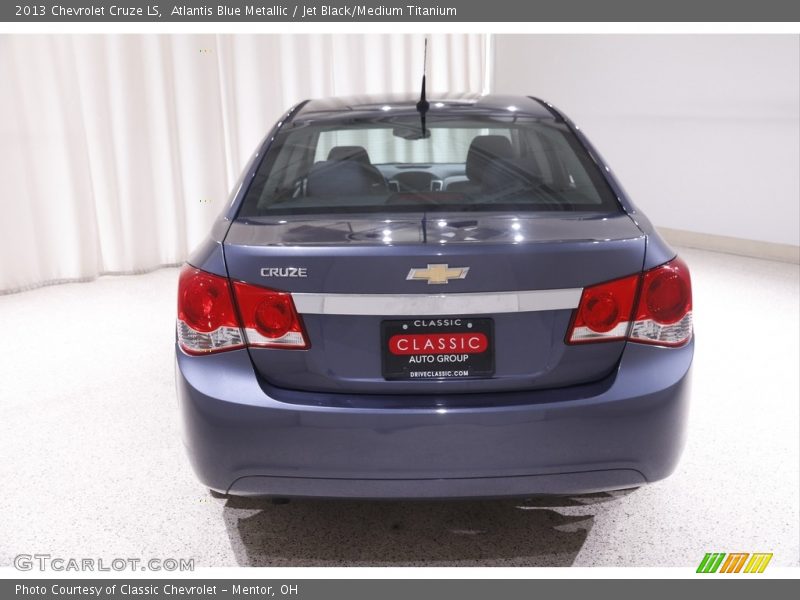 Atlantis Blue Metallic / Jet Black/Medium Titanium 2013 Chevrolet Cruze LS