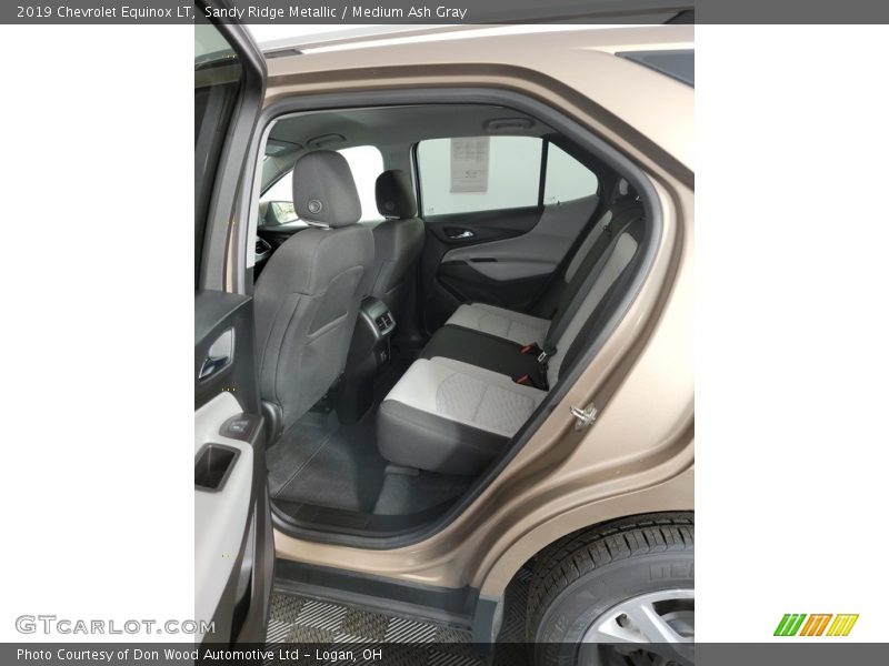 Sandy Ridge Metallic / Medium Ash Gray 2019 Chevrolet Equinox LT