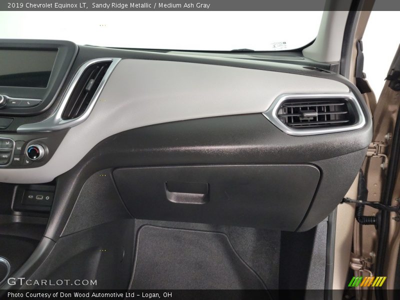 Sandy Ridge Metallic / Medium Ash Gray 2019 Chevrolet Equinox LT