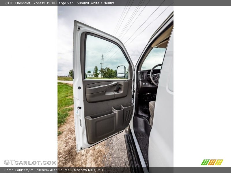 Summit White / Neutral 2010 Chevrolet Express 3500 Cargo Van