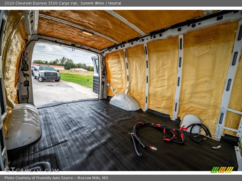 Summit White / Neutral 2010 Chevrolet Express 3500 Cargo Van