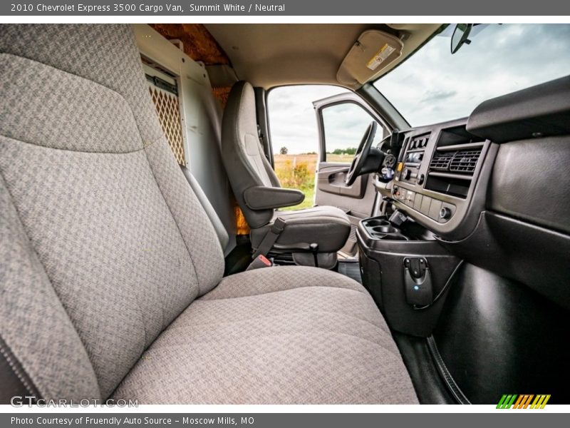Summit White / Neutral 2010 Chevrolet Express 3500 Cargo Van