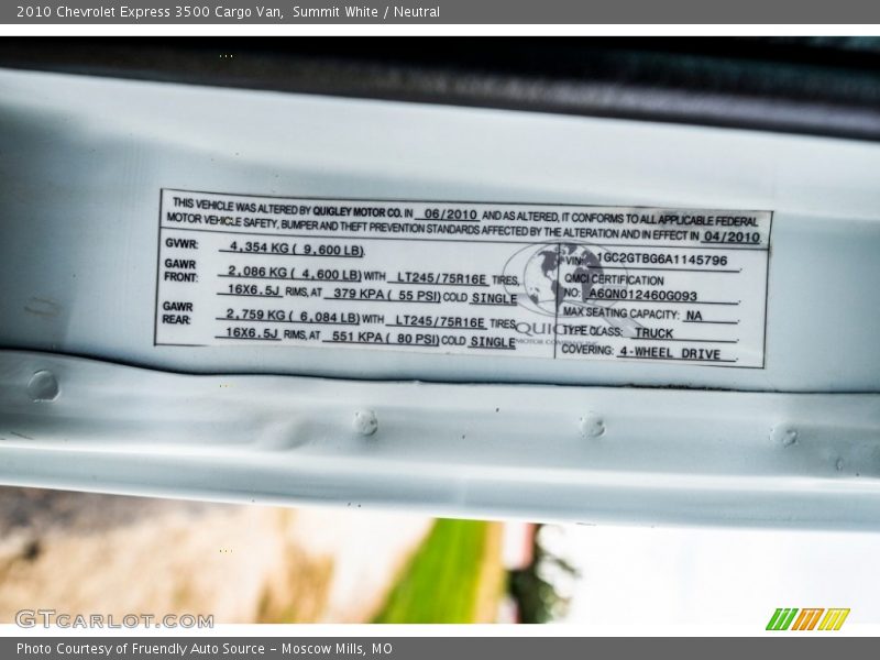 Summit White / Neutral 2010 Chevrolet Express 3500 Cargo Van