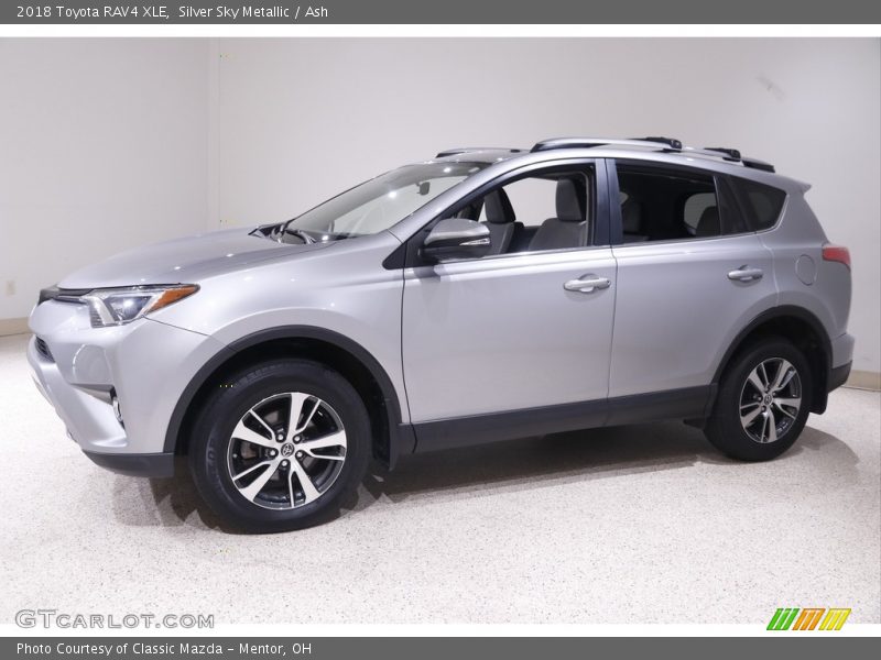 Silver Sky Metallic / Ash 2018 Toyota RAV4 XLE