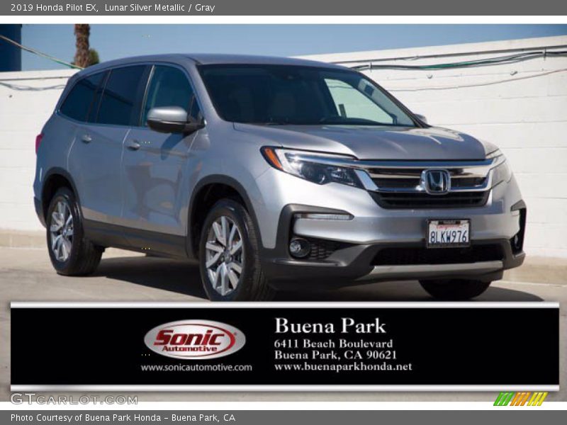 Lunar Silver Metallic / Gray 2019 Honda Pilot EX