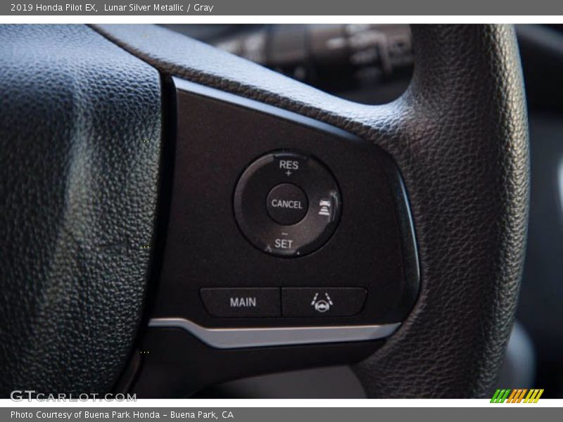 Lunar Silver Metallic / Gray 2019 Honda Pilot EX