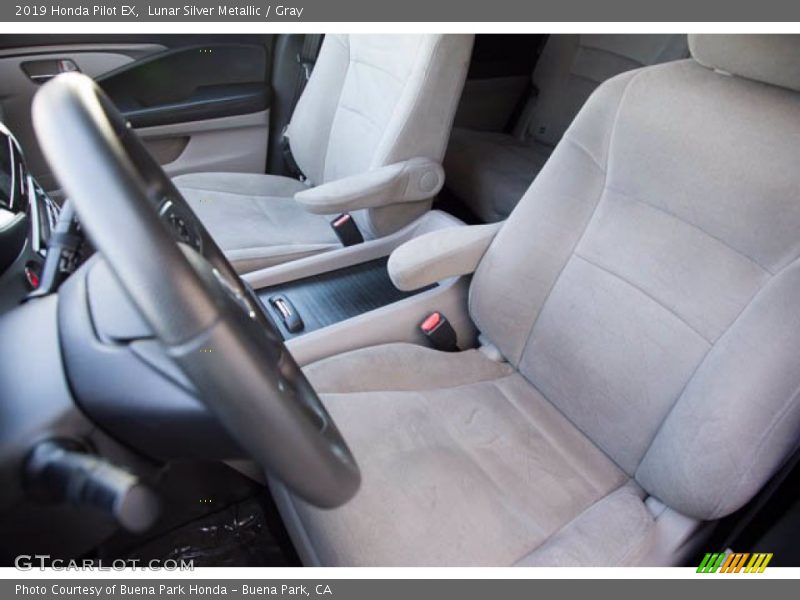 Lunar Silver Metallic / Gray 2019 Honda Pilot EX