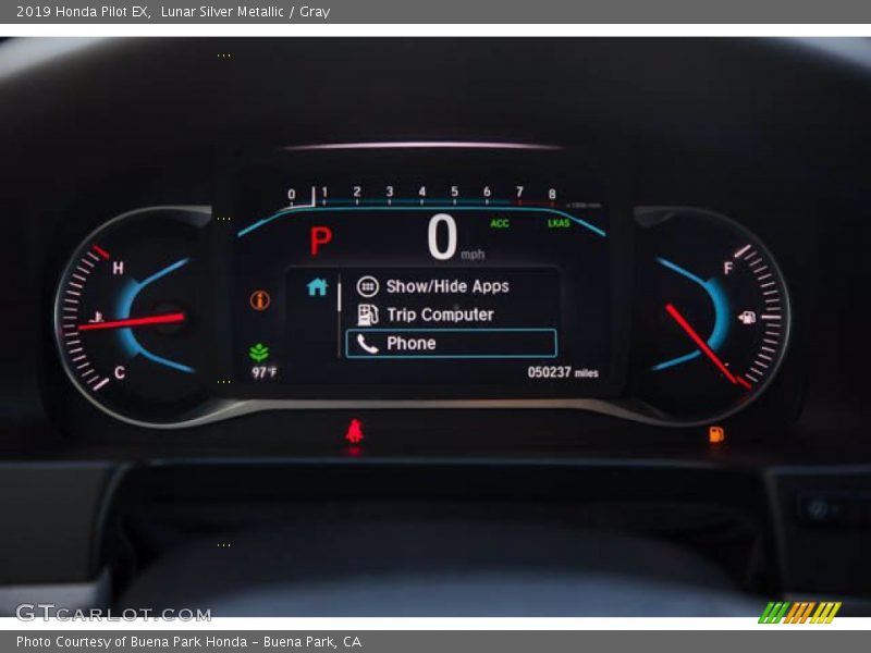 Lunar Silver Metallic / Gray 2019 Honda Pilot EX