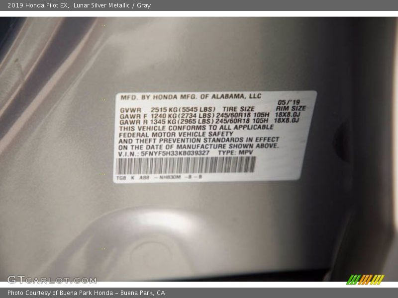 Lunar Silver Metallic / Gray 2019 Honda Pilot EX