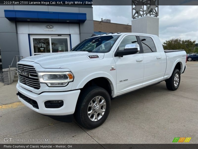 Bright White / Black 2019 Ram 2500 Laramie Mega Cab 4x4