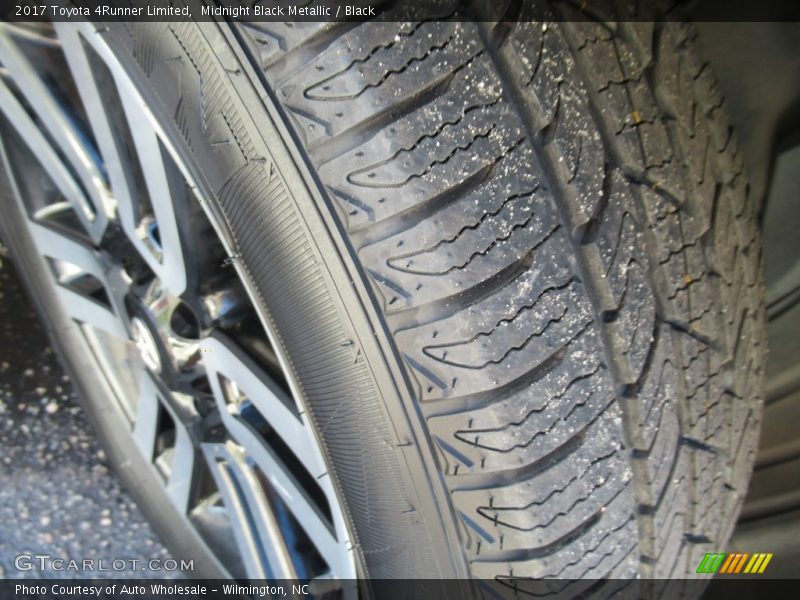 Midnight Black Metallic / Black 2017 Toyota 4Runner Limited
