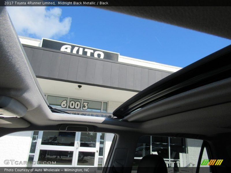 Midnight Black Metallic / Black 2017 Toyota 4Runner Limited