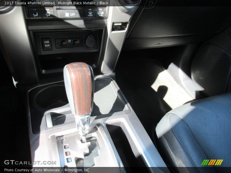 Midnight Black Metallic / Black 2017 Toyota 4Runner Limited