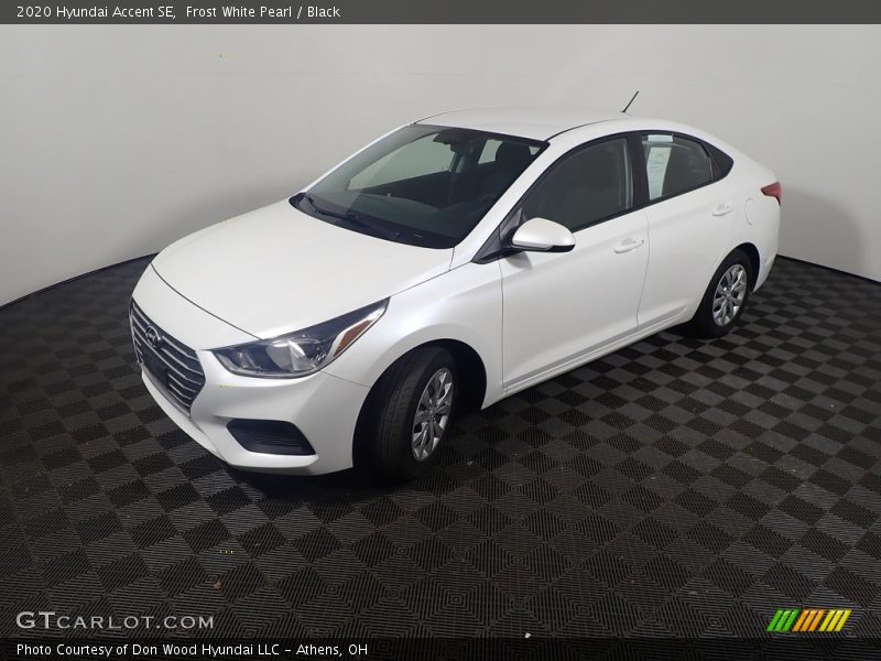 Frost White Pearl / Black 2020 Hyundai Accent SE