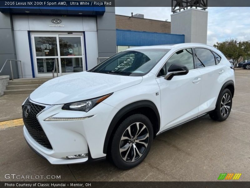 Front 3/4 View of 2016 NX 200t F Sport AWD