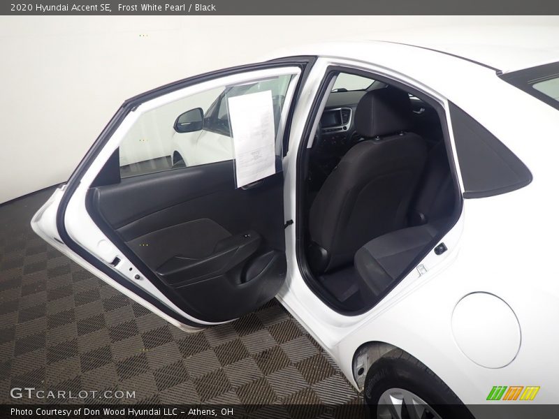 Frost White Pearl / Black 2020 Hyundai Accent SE