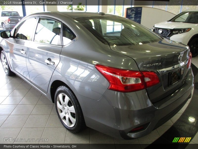 Gun Metallic / Charcoal 2016 Nissan Sentra SV