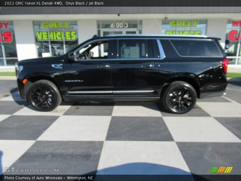 Onyx Black / Jet Black 2021 GMC Yukon XL Denali 4WD