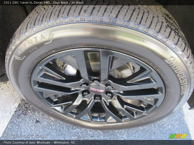 Onyx Black / Jet Black 2021 GMC Yukon XL Denali 4WD
