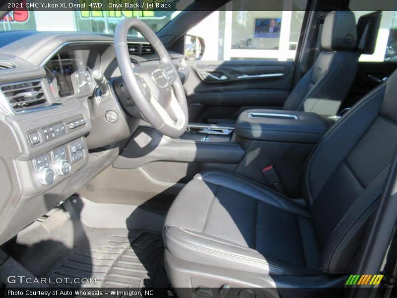 Onyx Black / Jet Black 2021 GMC Yukon XL Denali 4WD