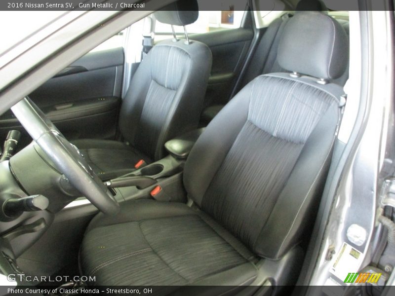 Gun Metallic / Charcoal 2016 Nissan Sentra SV