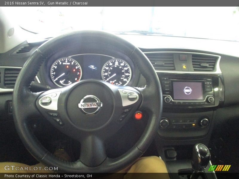 Gun Metallic / Charcoal 2016 Nissan Sentra SV
