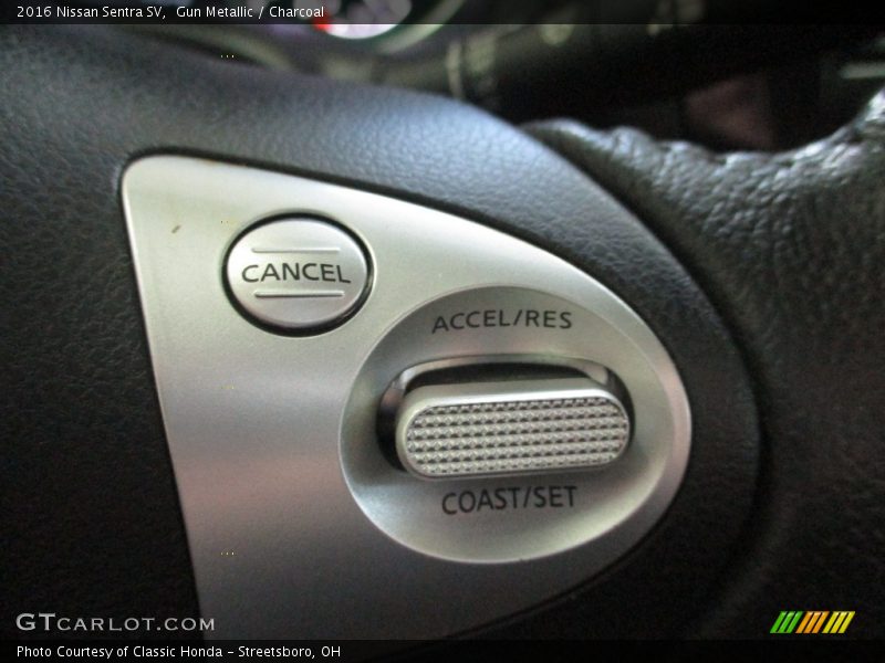 Gun Metallic / Charcoal 2016 Nissan Sentra SV