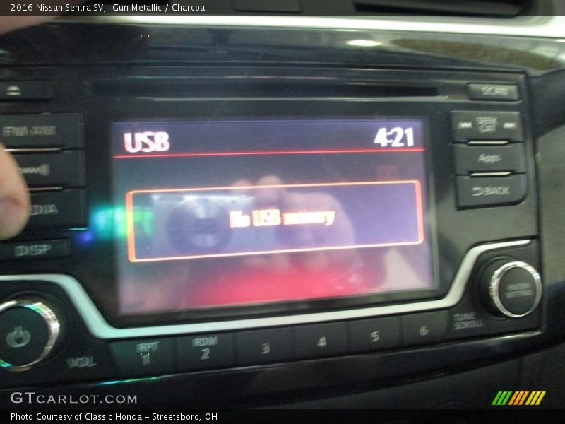 Gun Metallic / Charcoal 2016 Nissan Sentra SV