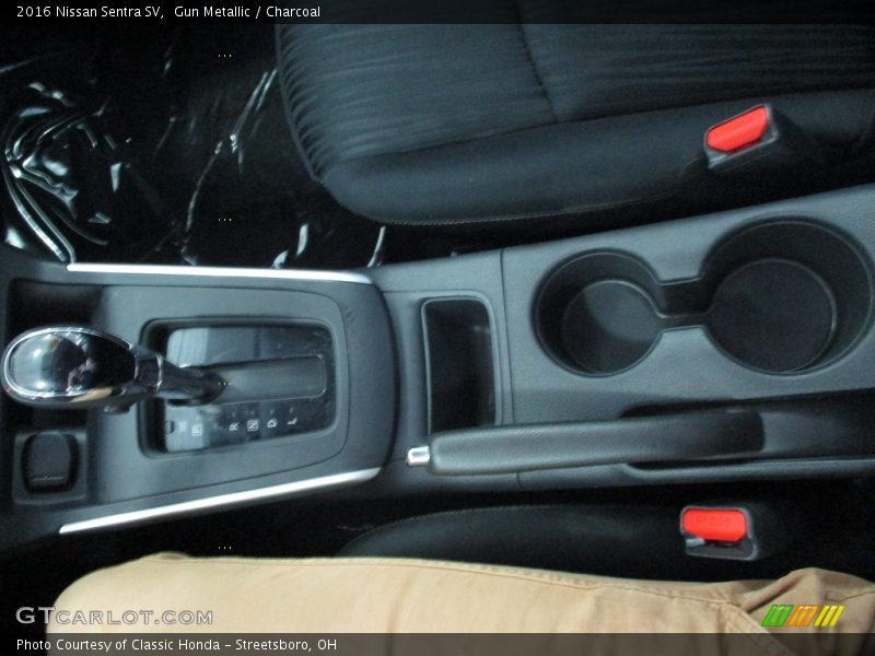 Gun Metallic / Charcoal 2016 Nissan Sentra SV