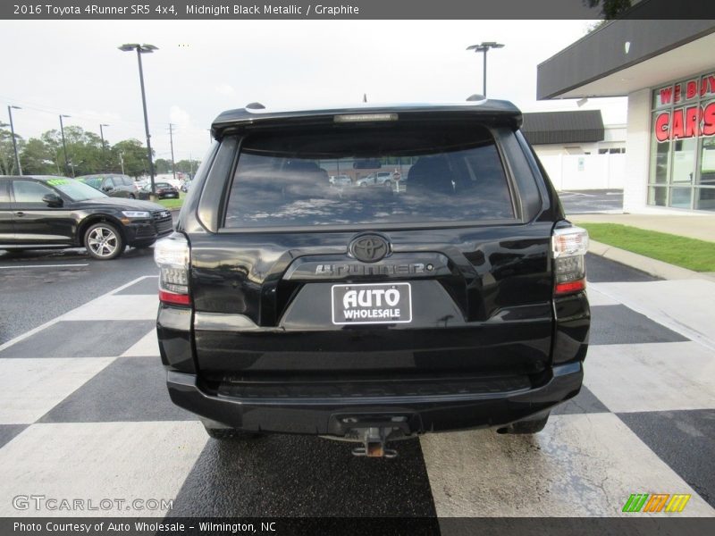 Midnight Black Metallic / Graphite 2016 Toyota 4Runner SR5 4x4