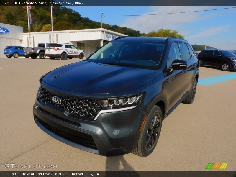 Gravity Gray / Black 2021 Kia Sorento S AWD