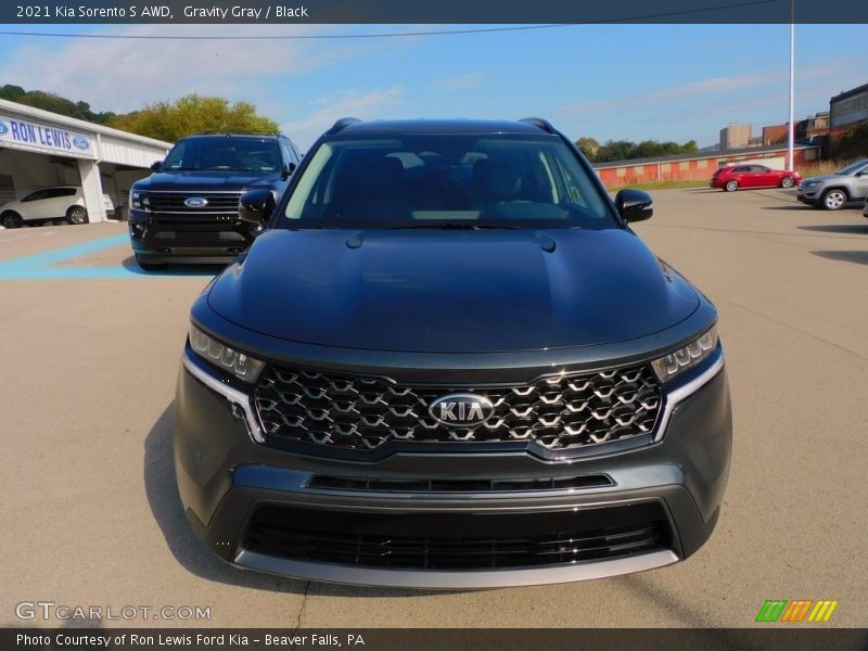 Gravity Gray / Black 2021 Kia Sorento S AWD