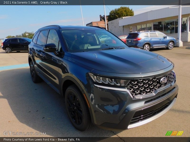 Gravity Gray / Black 2021 Kia Sorento S AWD