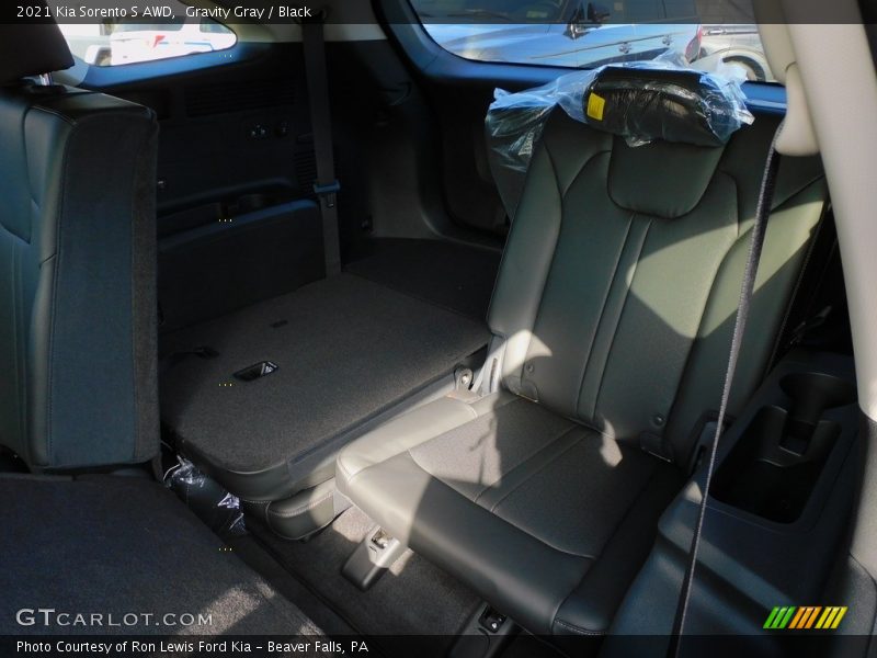 Gravity Gray / Black 2021 Kia Sorento S AWD