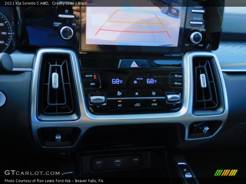 Gravity Gray / Black 2021 Kia Sorento S AWD