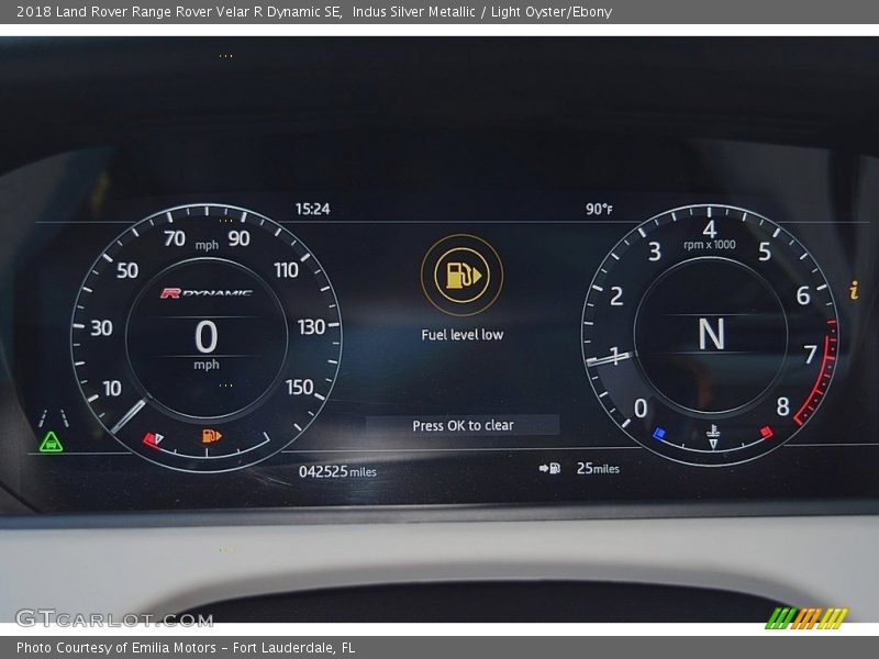  2018 Range Rover Velar R Dynamic SE R Dynamic SE Gauges