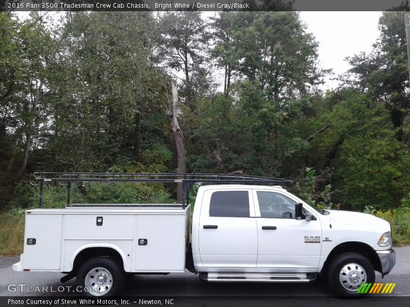  2016 3500 Tradesman Crew Cab Chassis Bright White